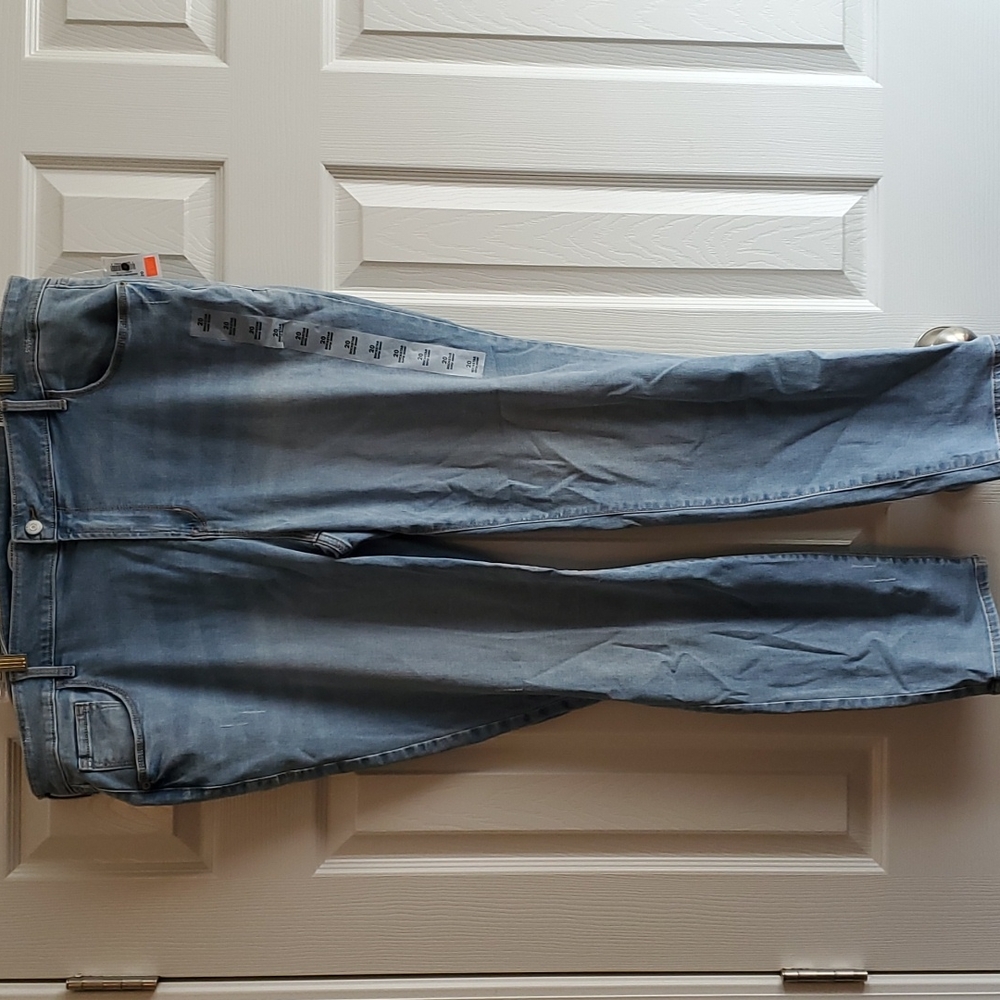 Old Navy jeans NWT